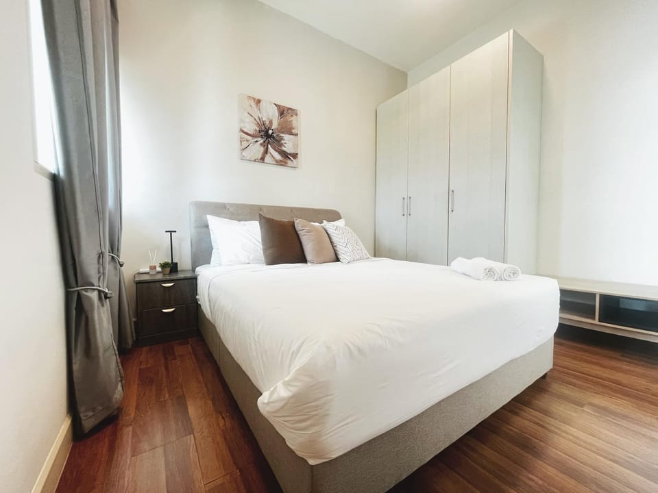 Bedroom, wardrobe