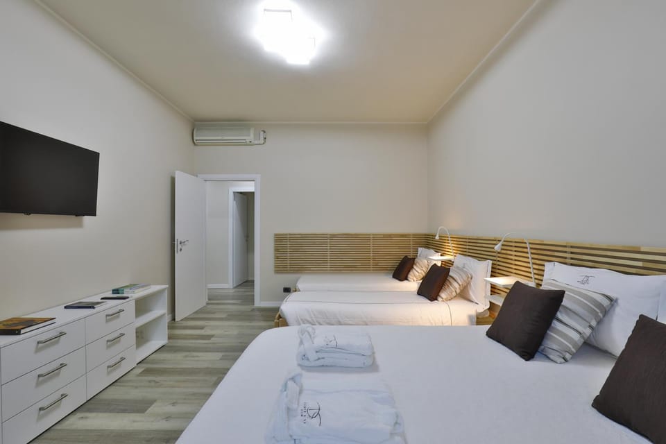 DANTE SUITE Apartment in Como