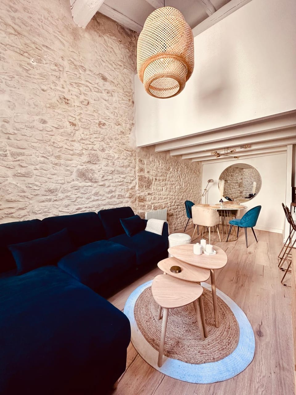 Living room, Dining area