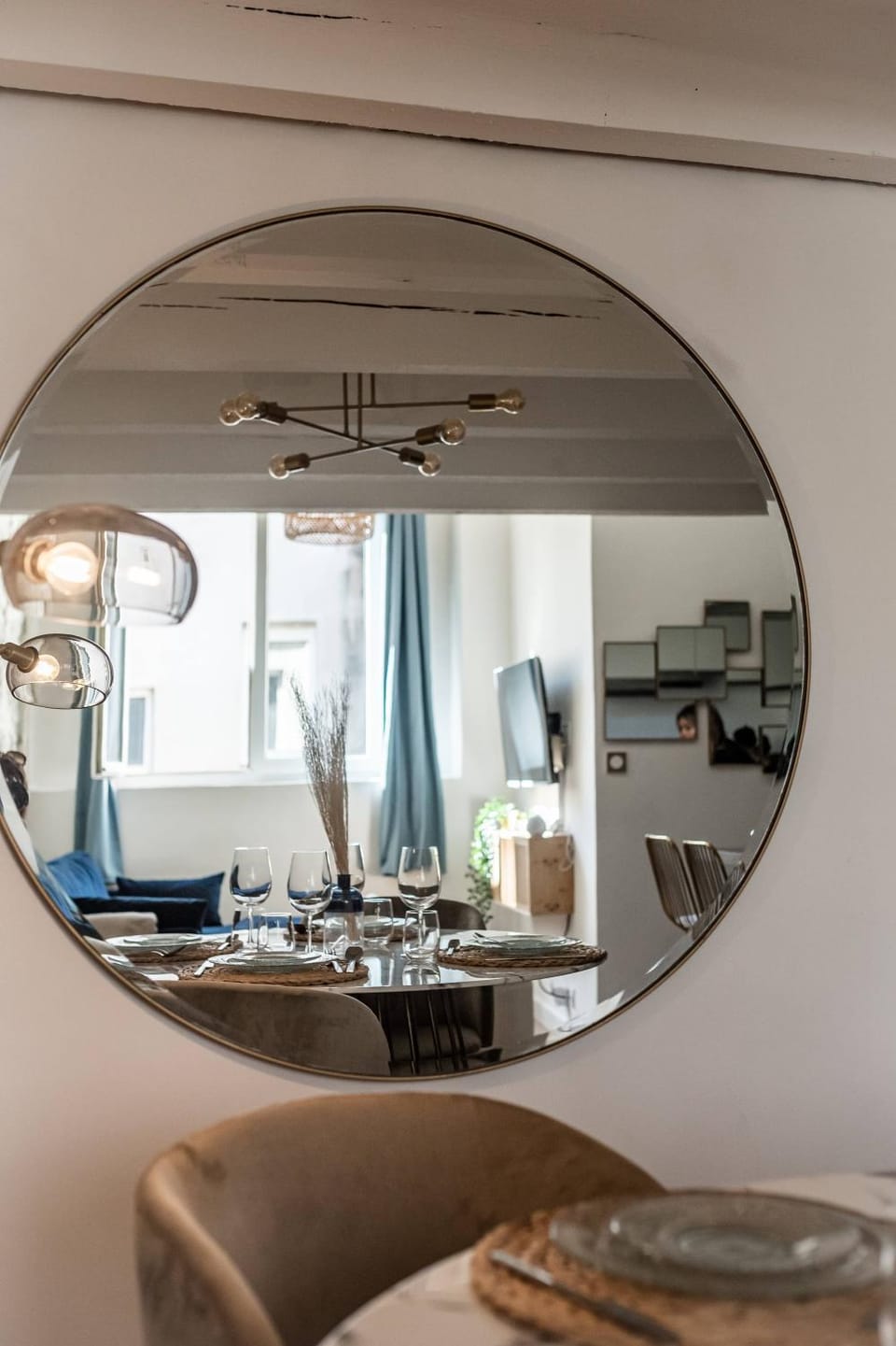 Duplex à 2 min des arènes et de la maison carrée Apartment in Nimes