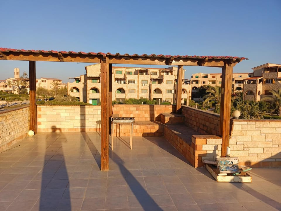 شاليه في قرية هيلو بيتش في الكيلو ٥٠ Apartment in Egypt