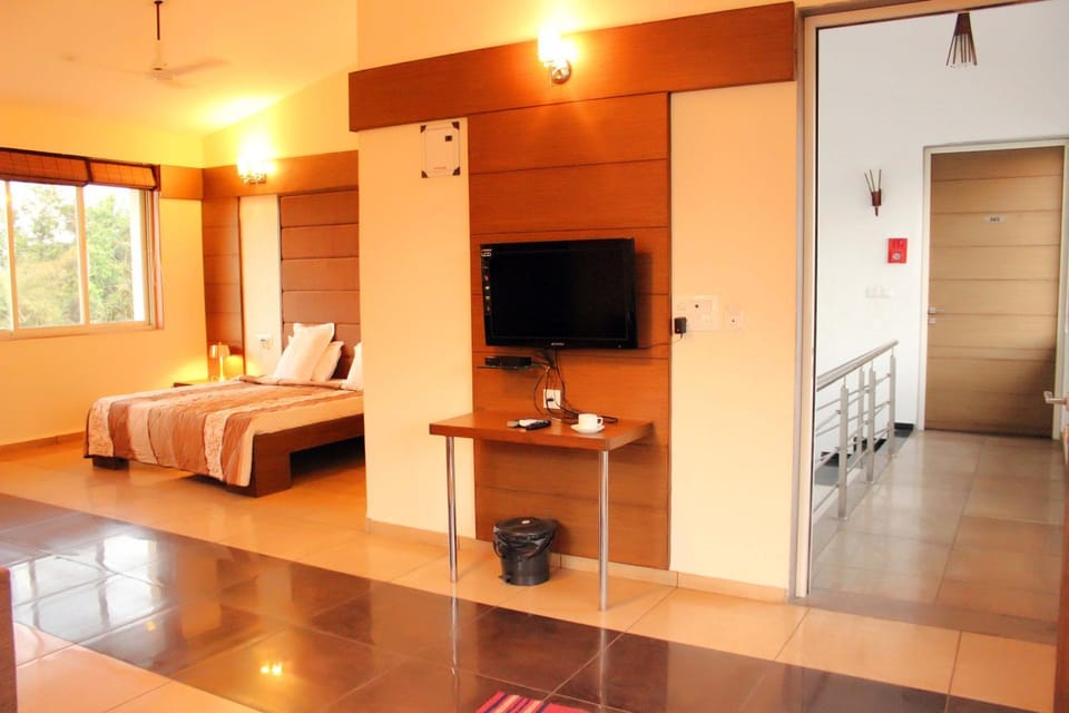 Day, Photo of the whole room