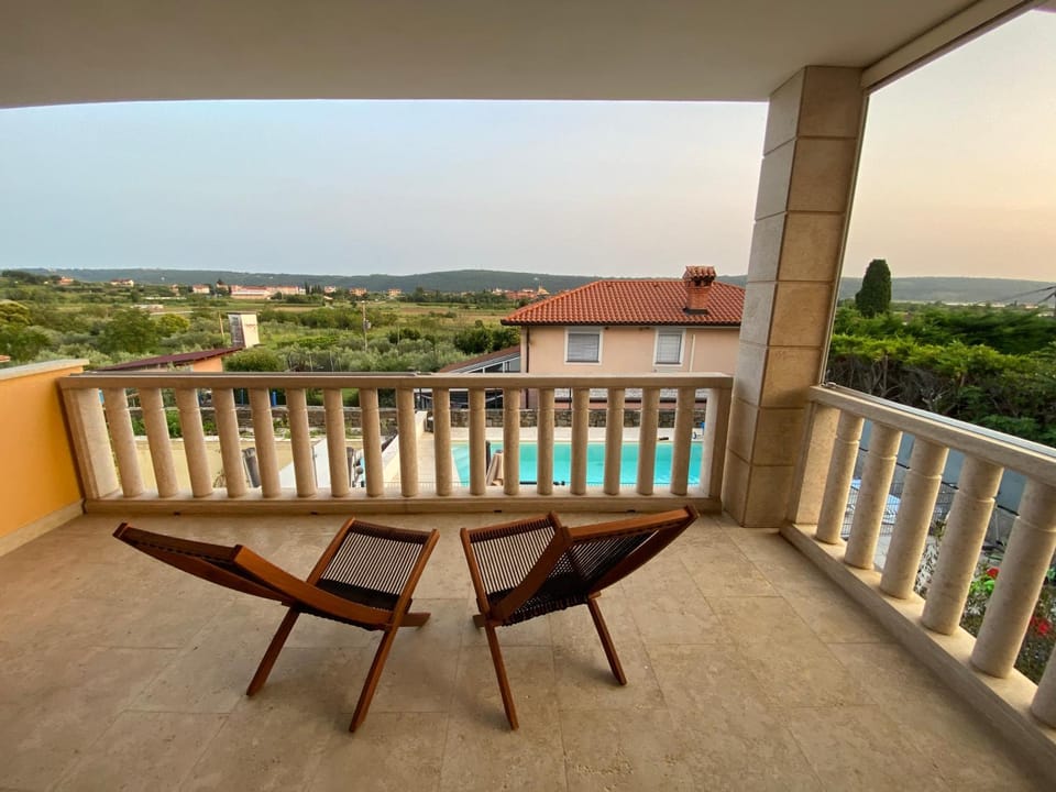 Day, View (from property/room), Balcony/Terrace