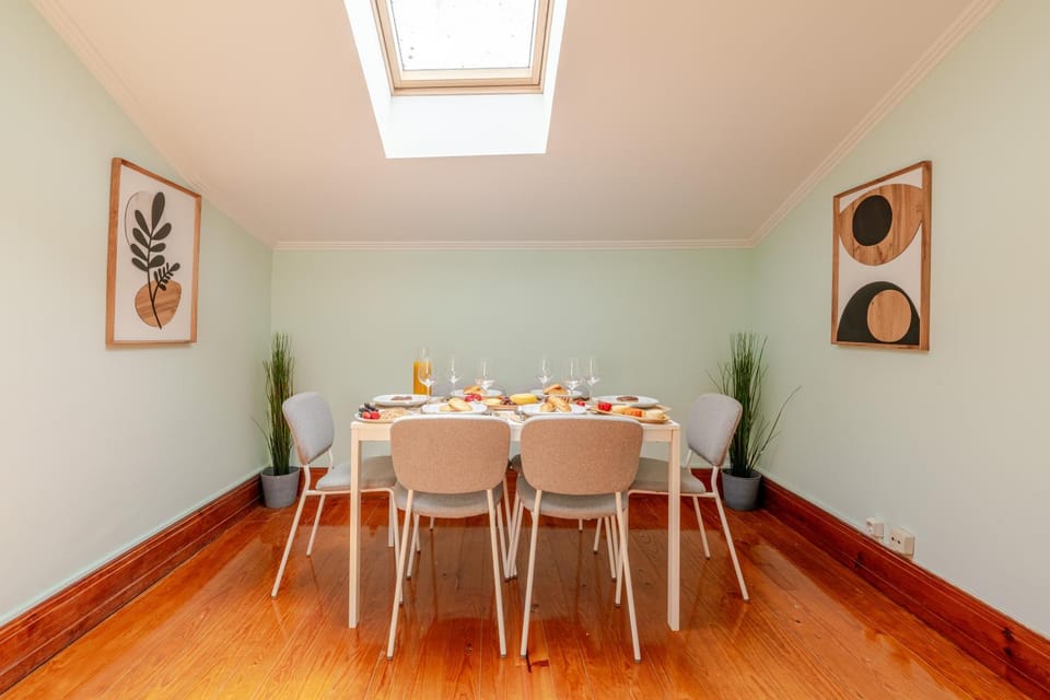 Decorative detail, Dining area