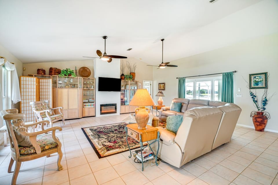 Waterfront Home w/ Private Pool in Cape Coral House in Cape Coral