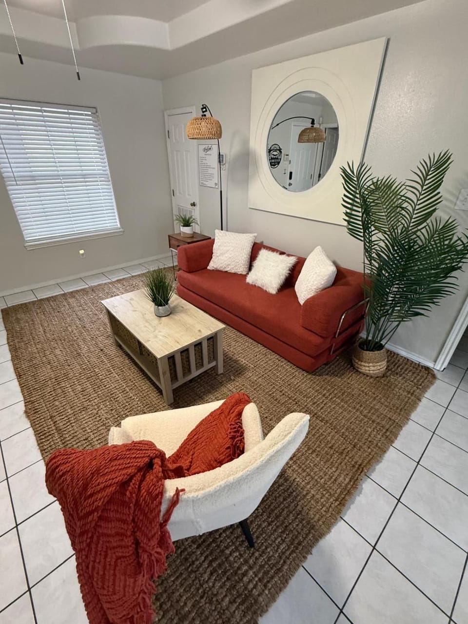 Bed, Living room