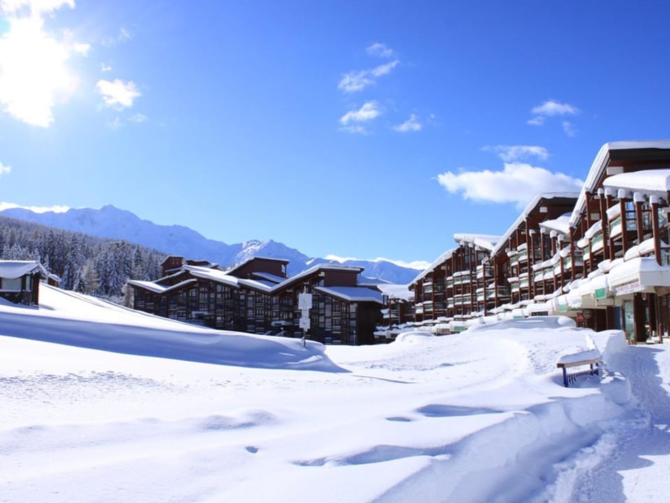 Appartement spacieux 9 pers. · Ski aux pieds · Wifi inclus - FR-1-346-553 Apartment in Landry
