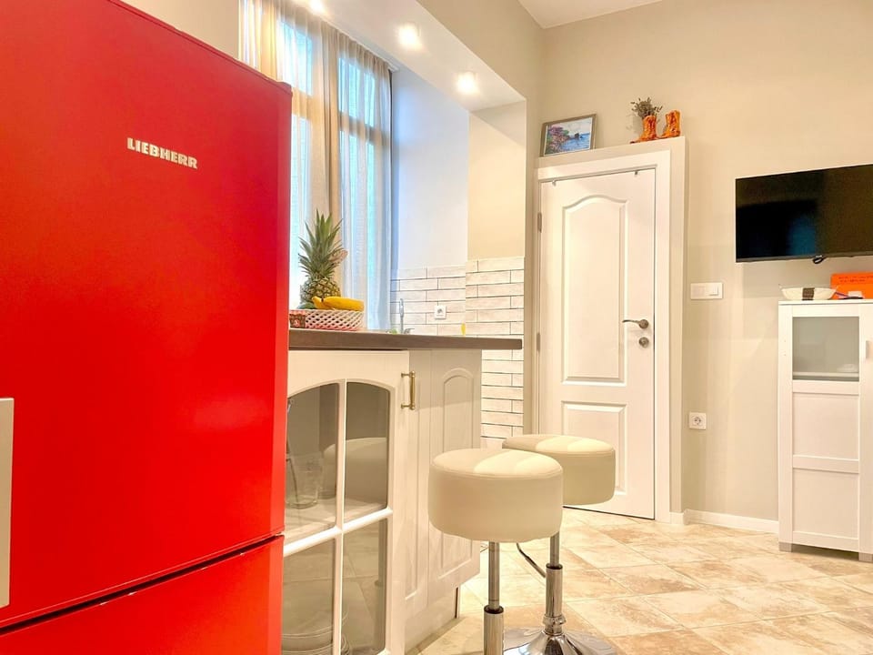 TV and multimedia, Kitchen or kitchenette, Living room, Seating area, Dining area, minibar, oven