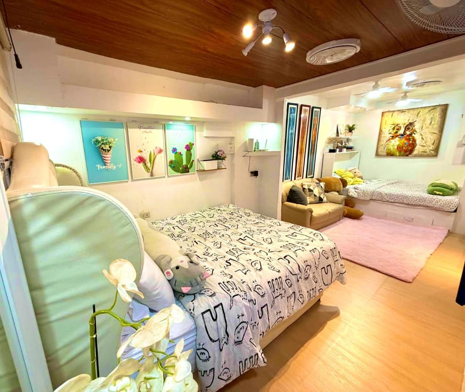 Bed, Photo of the whole room, Bedroom