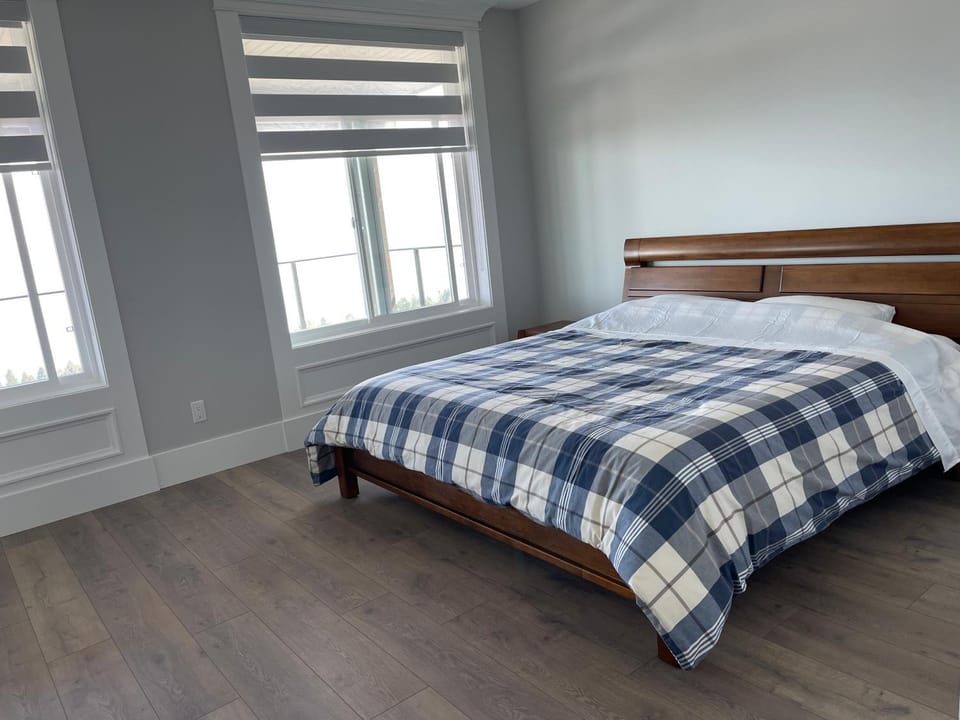 Auspicious Sea View House Vacation rental in Nanaimo