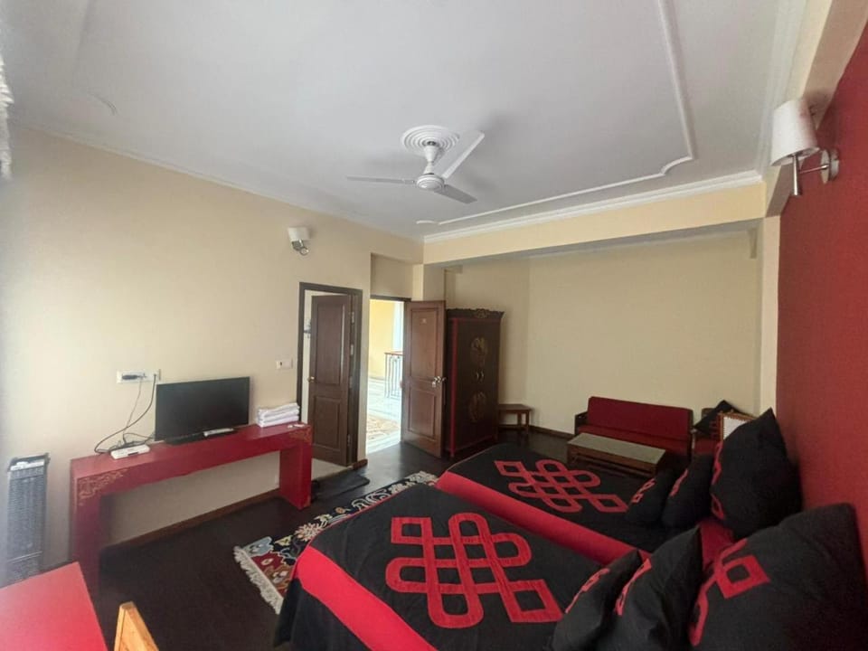 Bed, Photo of the whole room