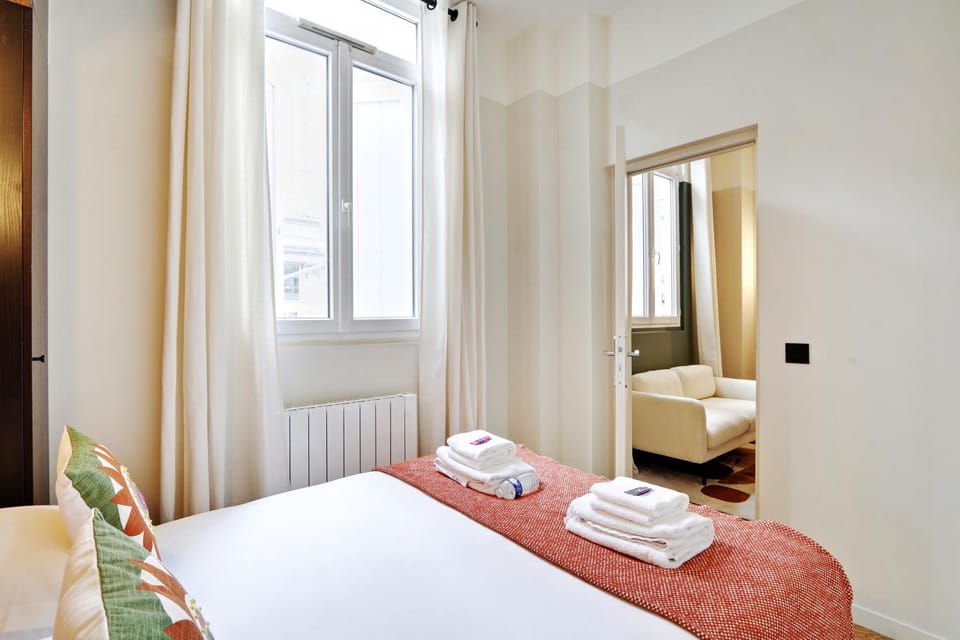Photo of the whole room, Bedroom, internet, towels