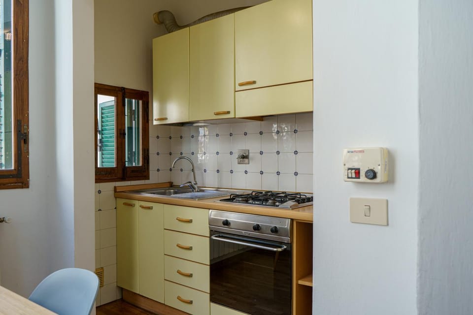 Central 1 bedroom apartment in the city center Apartment in Florence