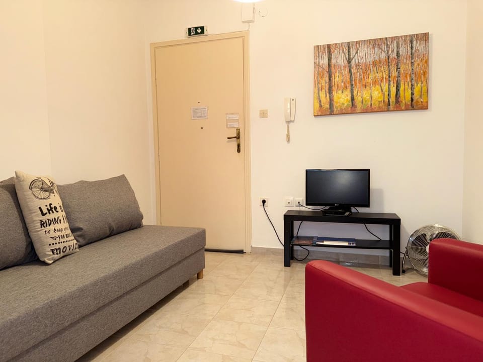 Alasrooms -A3 Δίχωρο 37m2 διαμ κέντρο Μεσολόγγι. Apartment in Peloponnese, Western Greece and the Ionian