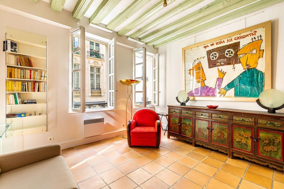 GuestReady - Parisian bliss near the Louvre Museum Apartment in Paris