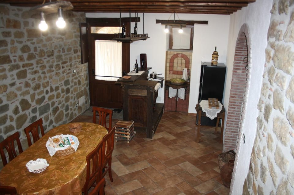 B&b Villa Argimusco Bed and Breakfast in Montalbano Elicona
