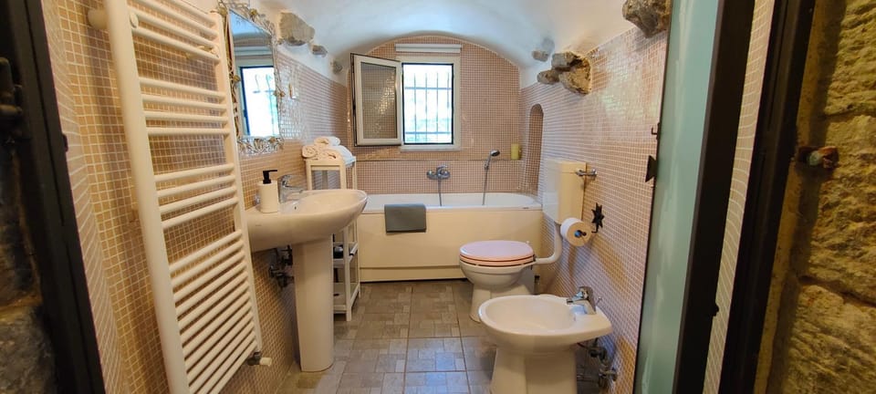 Shower, Bathroom, Bath, bidet