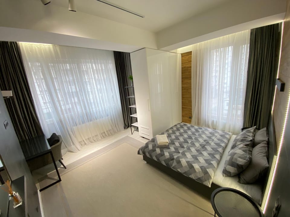 Bed, Photo of the whole room, Bedroom, wardrobe