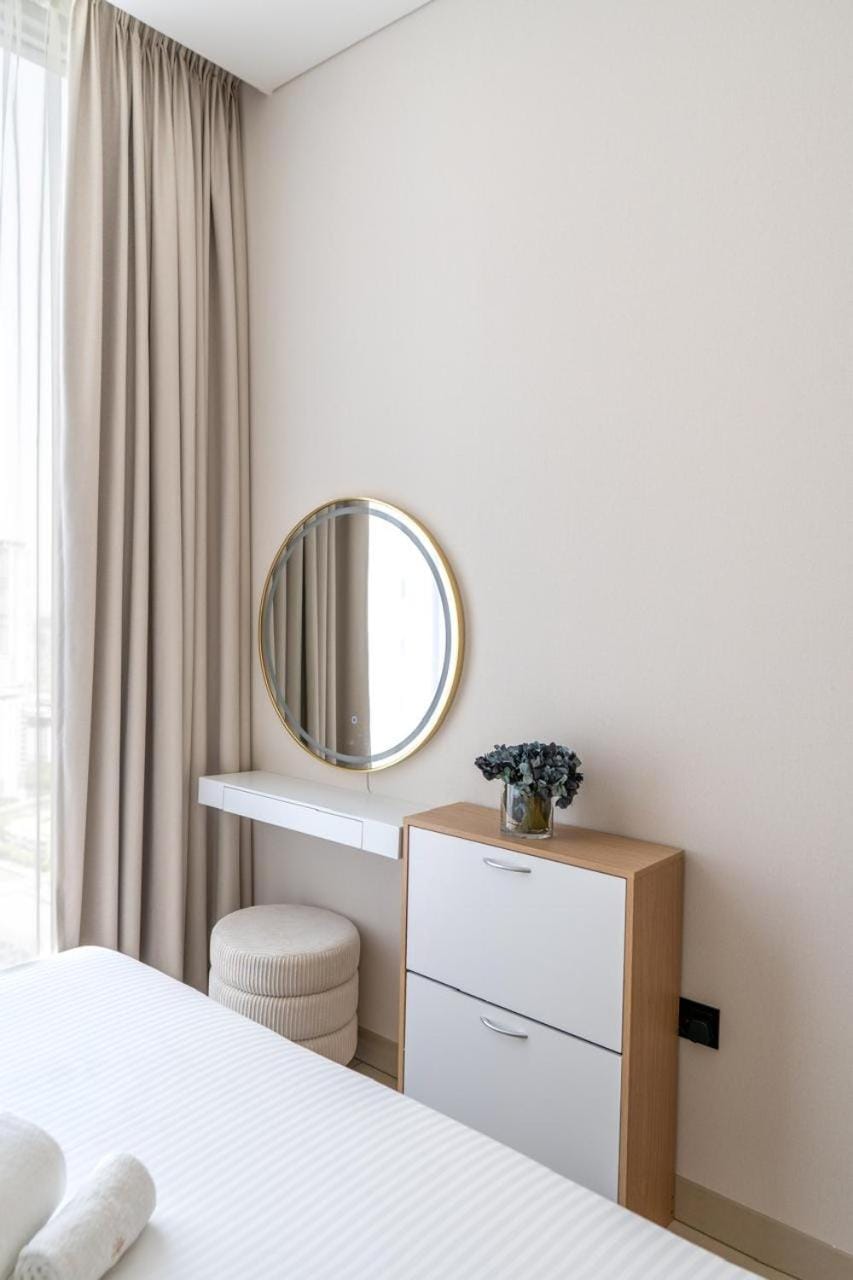 STAY BY LATINEM Luxury 1BR Holiday Home CVR A2910 Near Burj Khalifa Apartment in Dubai