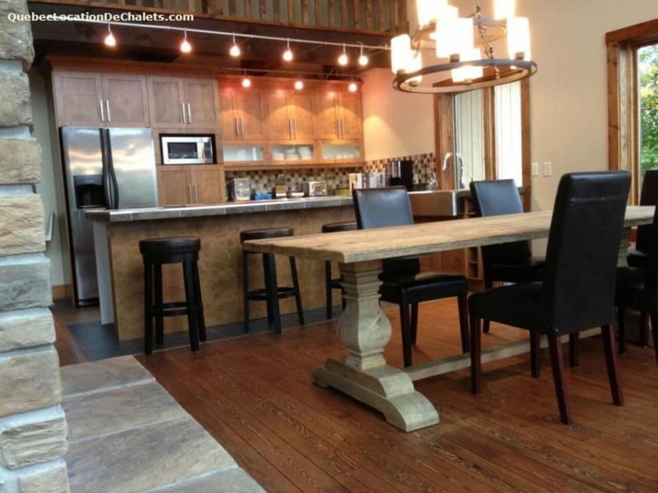 Chalet Spa Alizee Mont-Blanc Chalet in Ontario