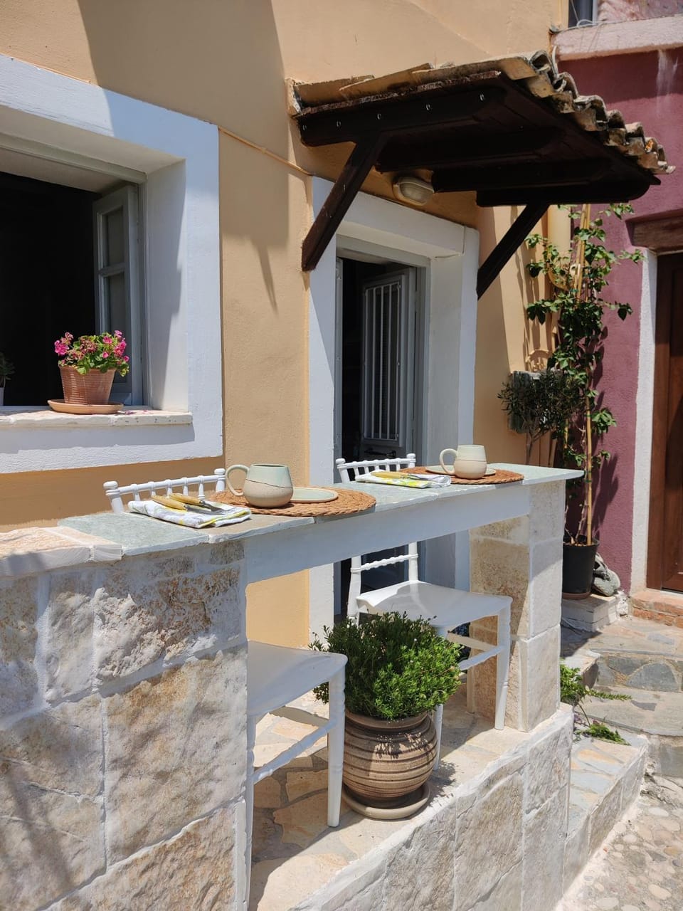 Property building, Day