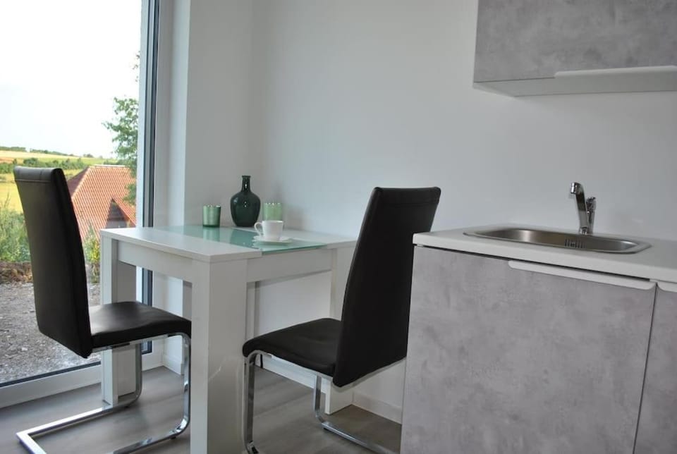 Modernes Doppelzimmer Friedewald Rhönblick Apartment in Hesse
