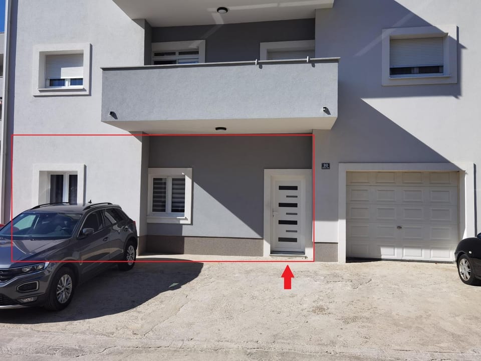 Property building, Parking