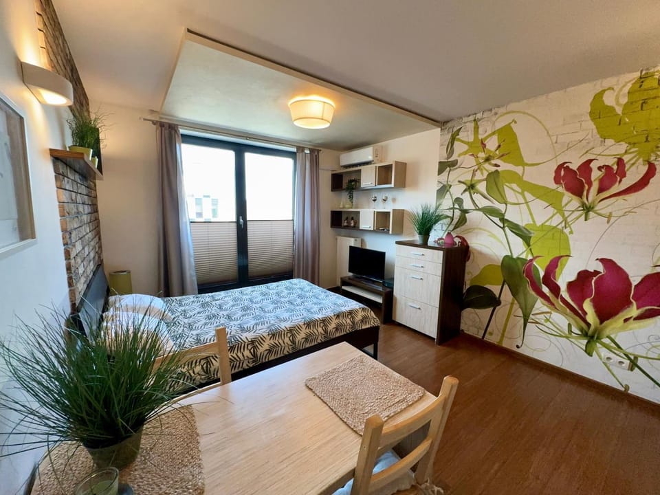 Stylowe studio z parkingiem - 3 minuty od Dworca & Galerii Krakowskiej Apartment in Krakow