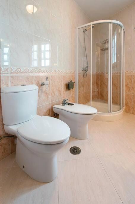 Casa Bella Lalin- 4 Double bedroom Galician Country Home! House in Galicia