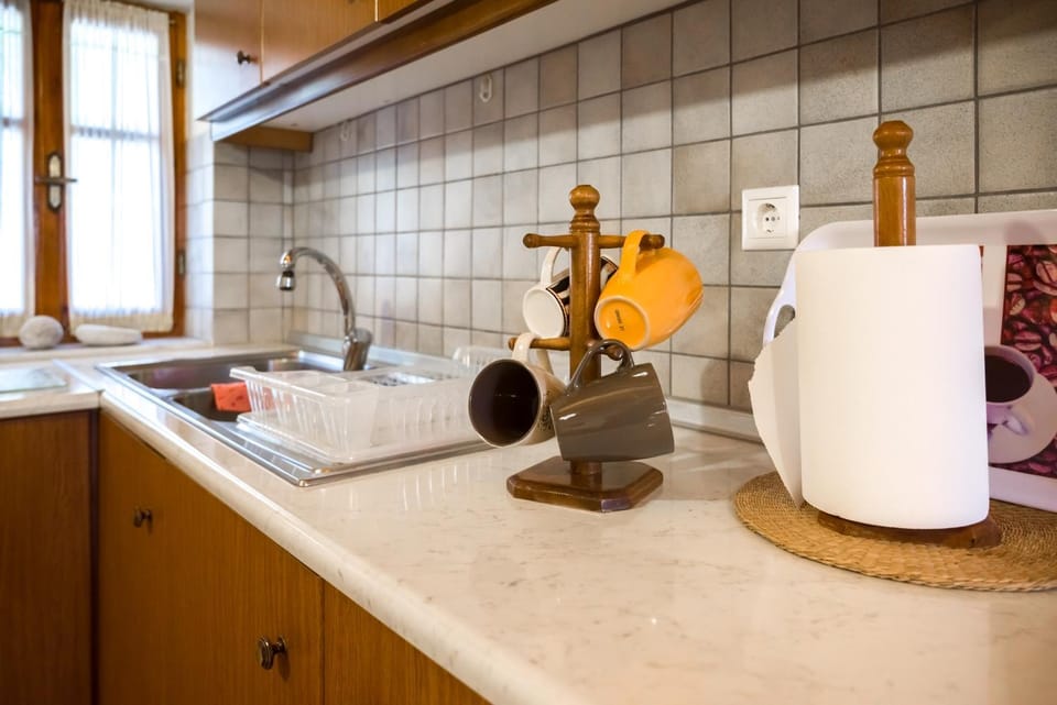 Coffee/tea facilities, kitchen