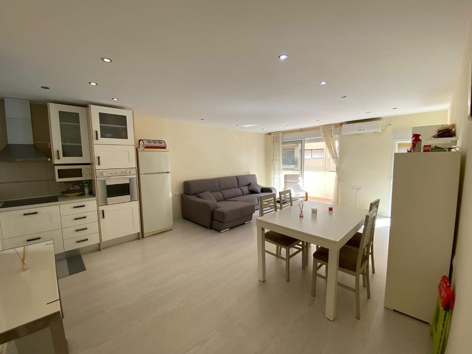 Kitchen or kitchenette, Living room, Dining area, stove