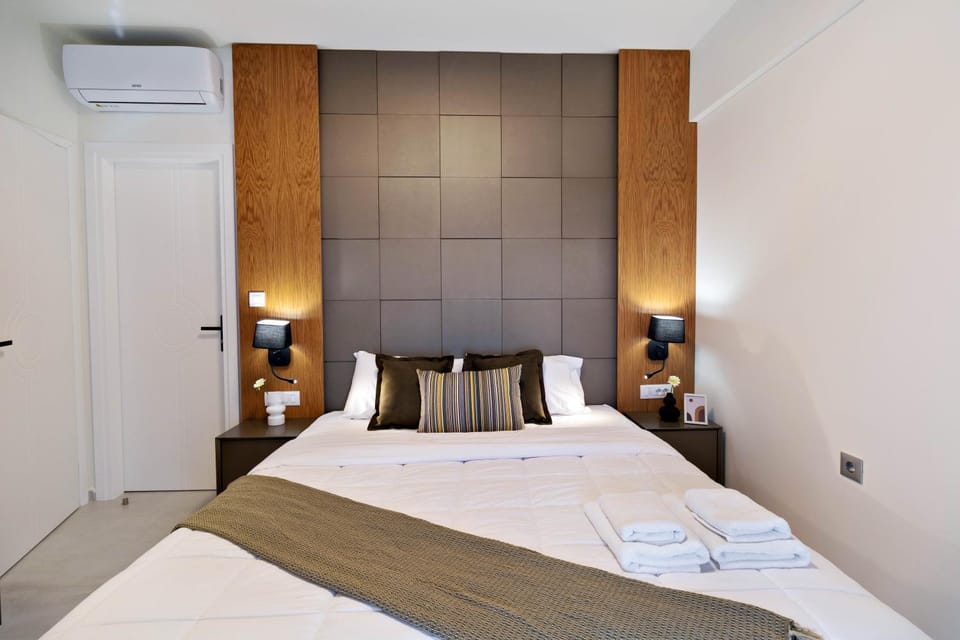 Bedroom, air conditioner