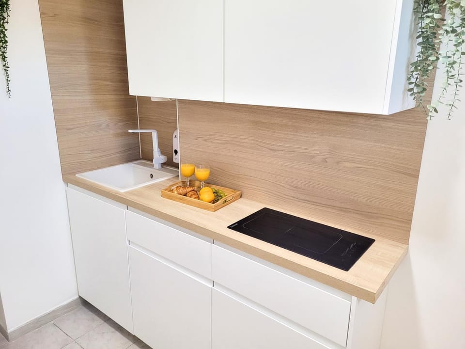 Kitchen or kitchenette, stove