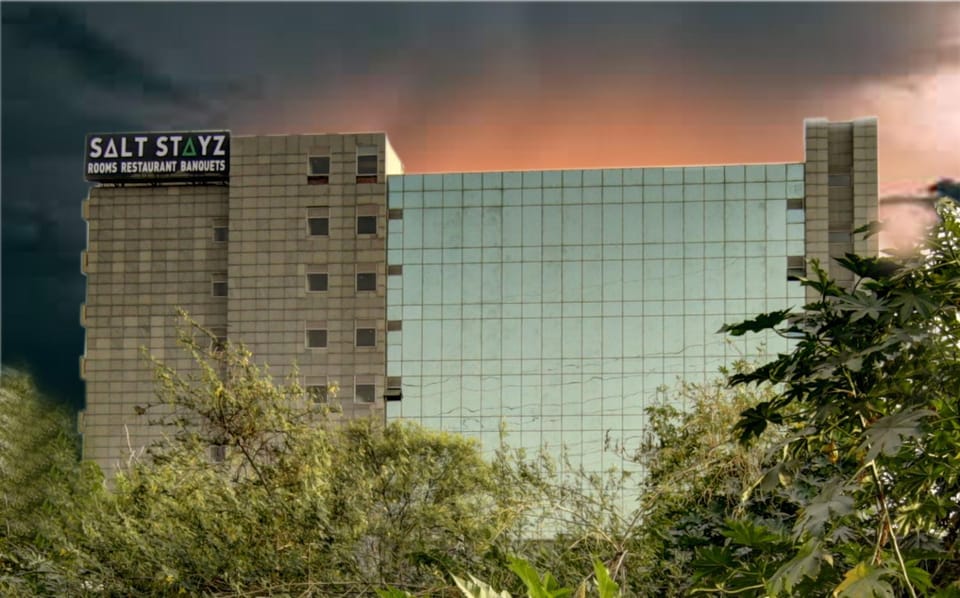 Property building, Day