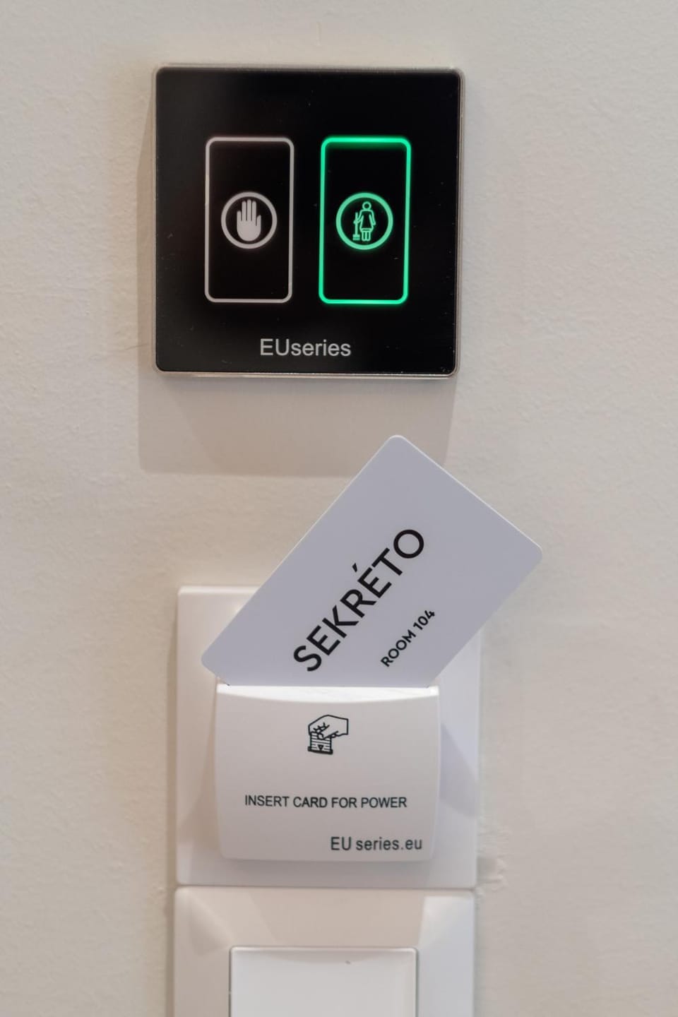 Logo/Certificate/Sign