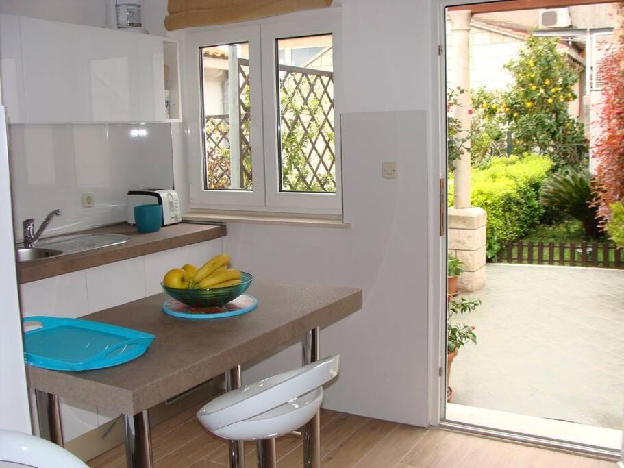COSY APARTMENT,AMAZING VIEW,parking! Apartment in Dubrovnik