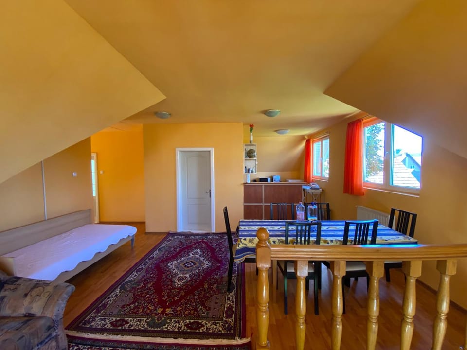 Fűzfa Apartman Apartment in Romania
