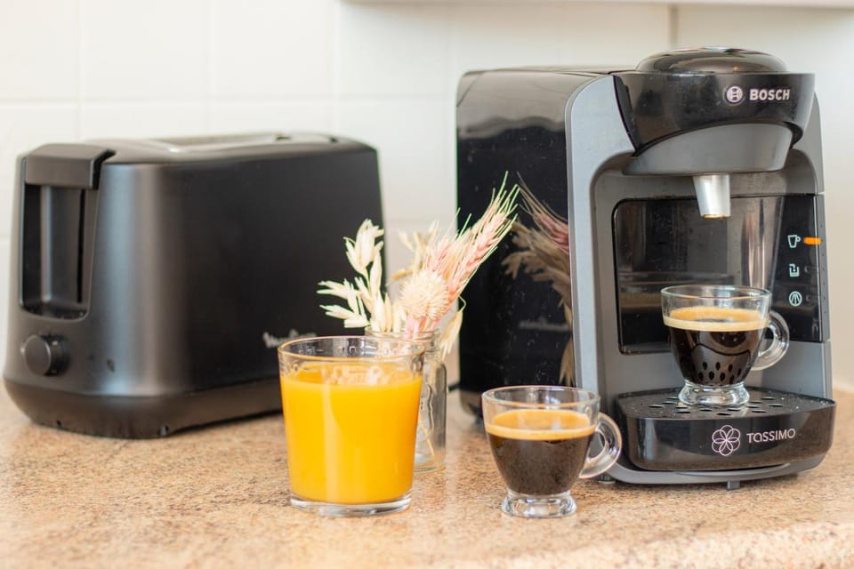 Coffee/tea facilities, Kitchen or kitchenette