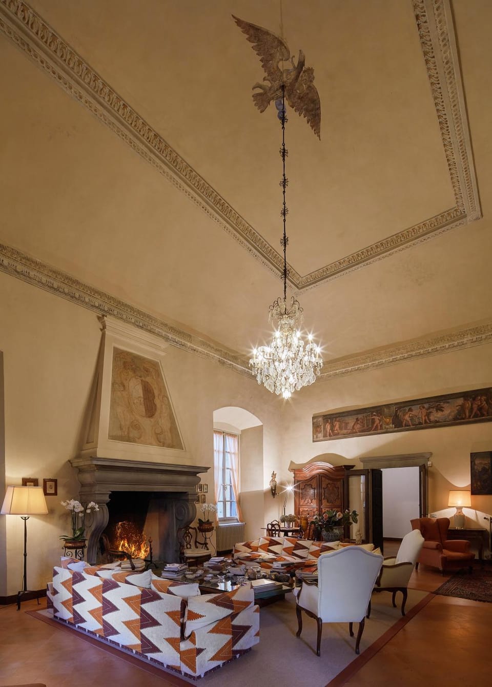 Seating area, flat iron