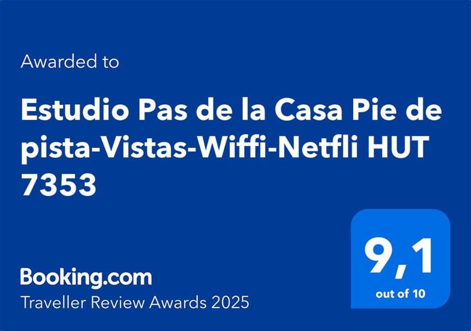 Estudio Pas de la Casa Pie de pista-Vistas-Wiffi-Netfli HUT2-7353 Apartment in El Pas de la Casa