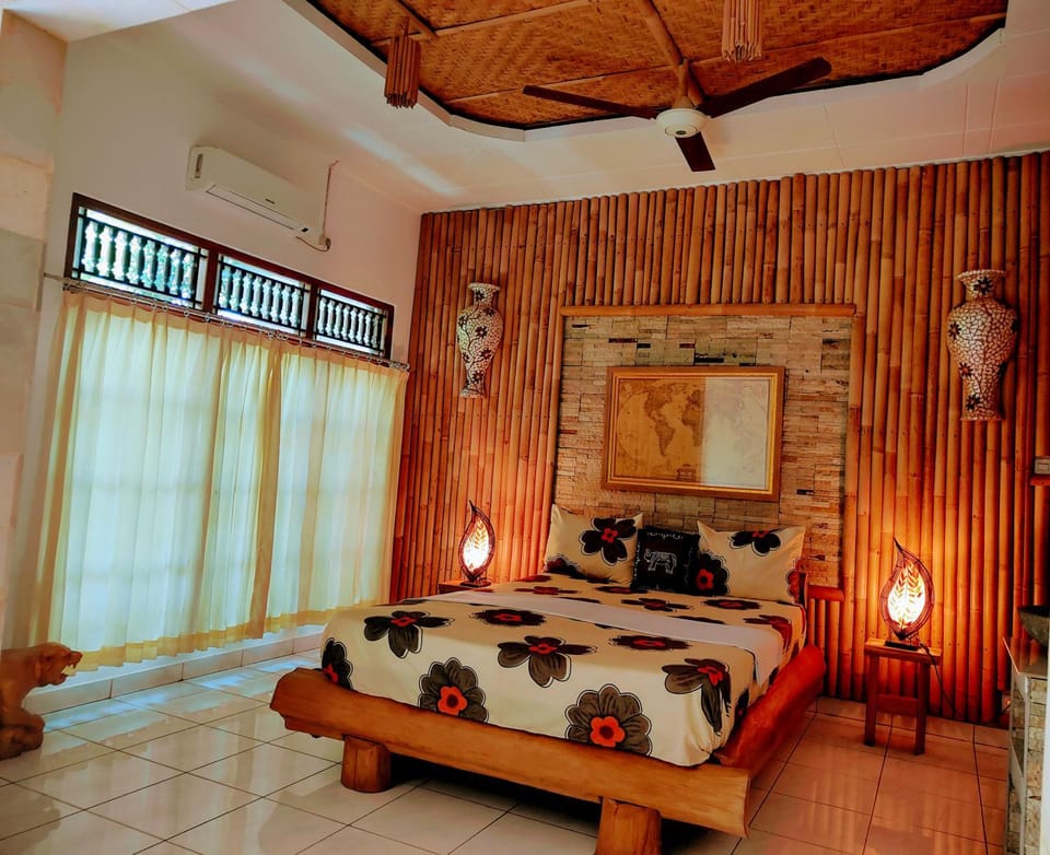 Kaia Lovina Guest House Junior Suite Bed and Breakfast in Buleleng