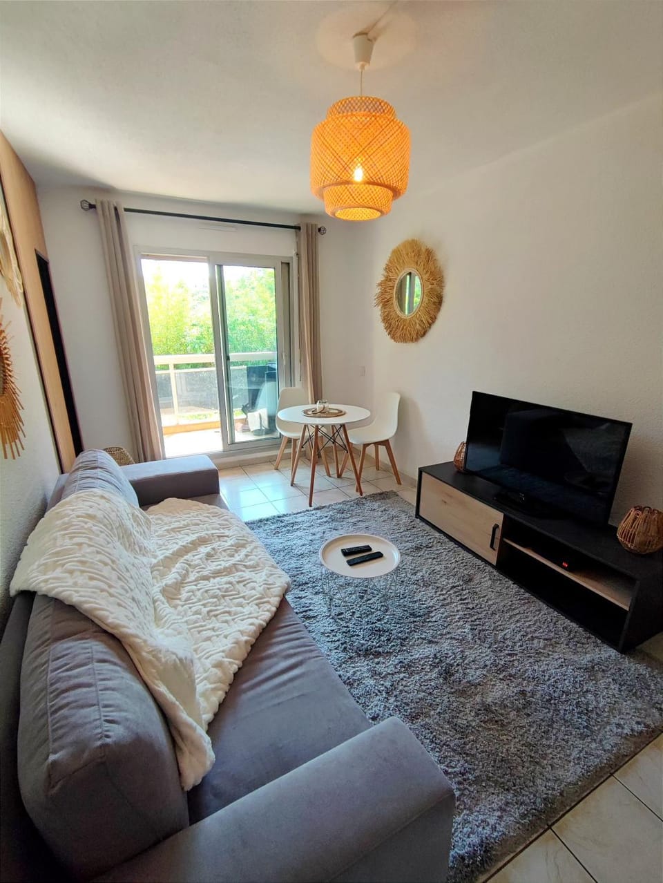 2 pièces proche plage + parking Apartment in Antibes