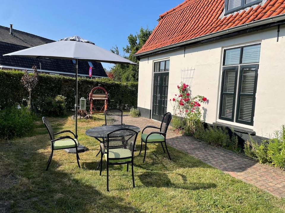 Property building, Dining area, Garden view