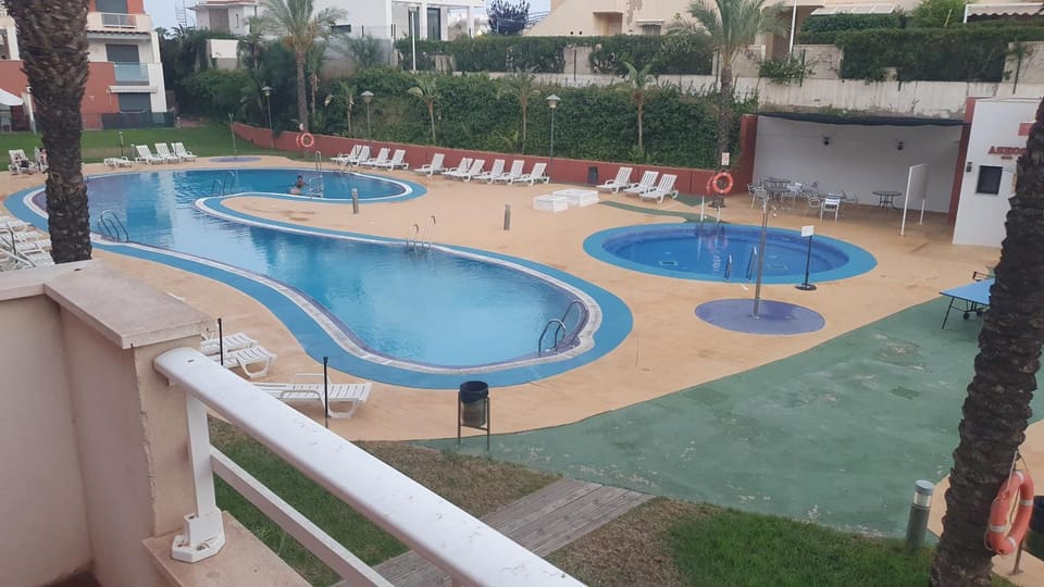 Pool view, Swimming pool, sunbed