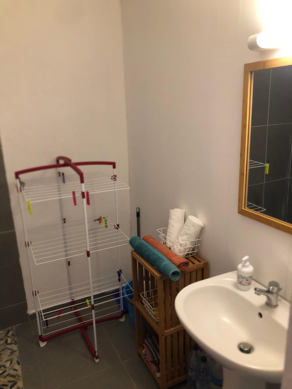 Bathroom, towels