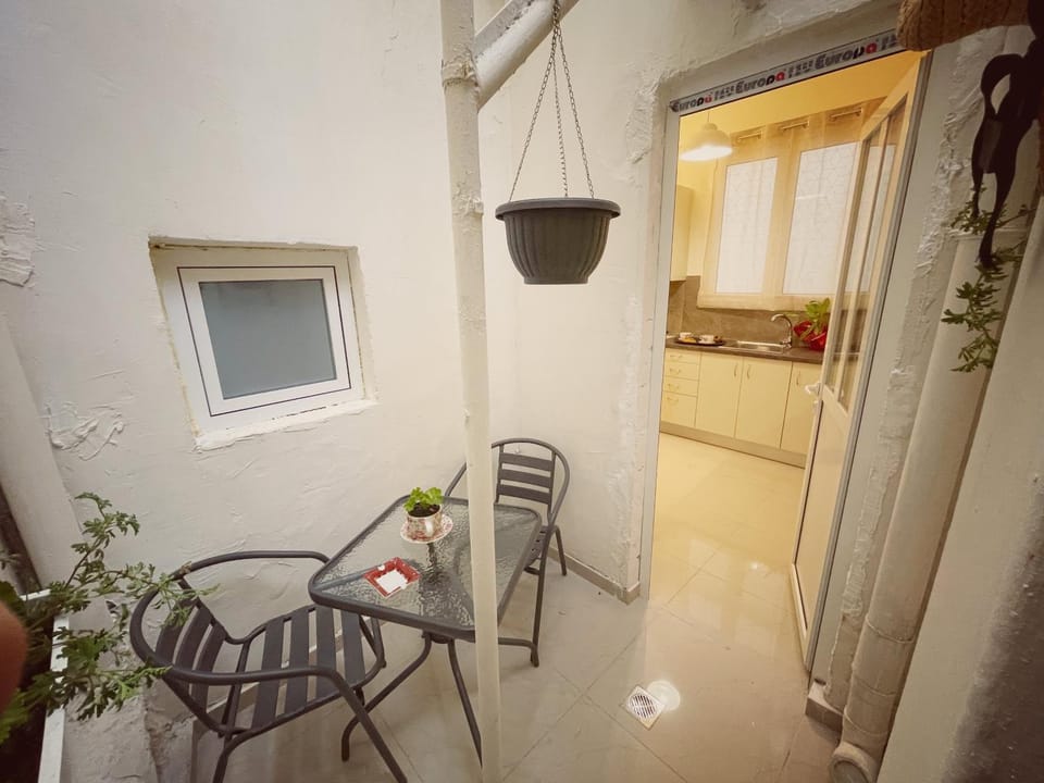 Patio, Balcony/Terrace