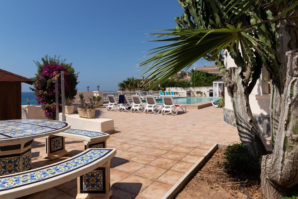 Property building, Balcony/Terrace, Swimming pool