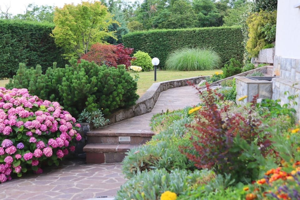 Garden, Garden view