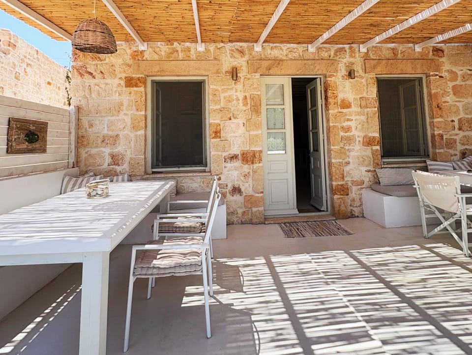 Agnanti Beach House Villa in Decentralized Administration of the Aegean