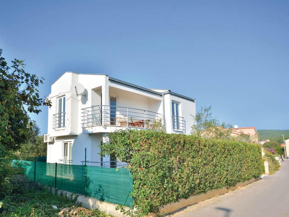 Property building, Lobby or reception